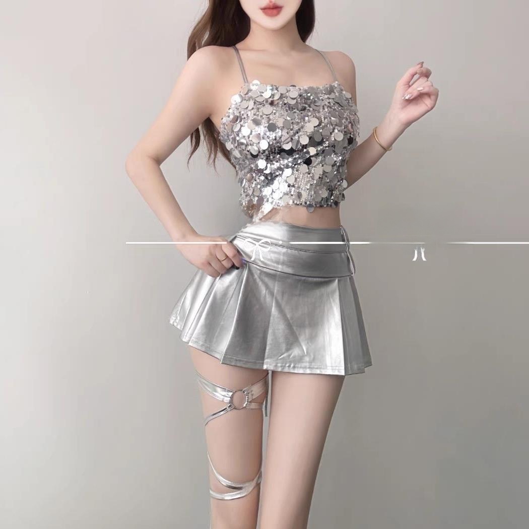 Модный сексуальный серебристый – обзор и цена Ethnic Fashion Trends 2026